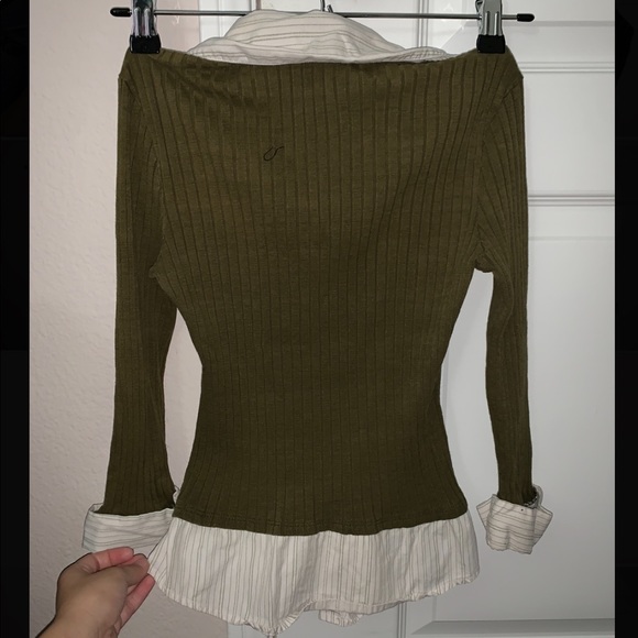 Olive green collared shirt 💚✨ - Picture 2 of 2